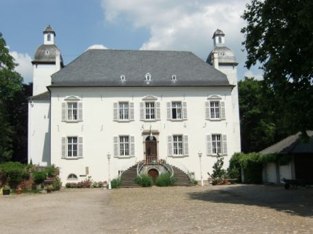 Moers-Holderberg : Lauersforter Straße, Schloss Lauersfort